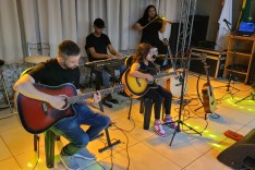 Recital de Violao de alunos da Casa de Cultura lota auditorio da Prefeitura